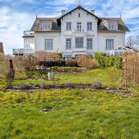 Holiday home Beautiful In With House Sea View