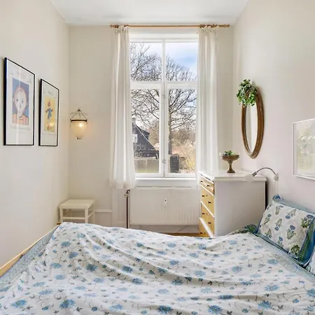 Beautiful In With House Sea View Holiday home